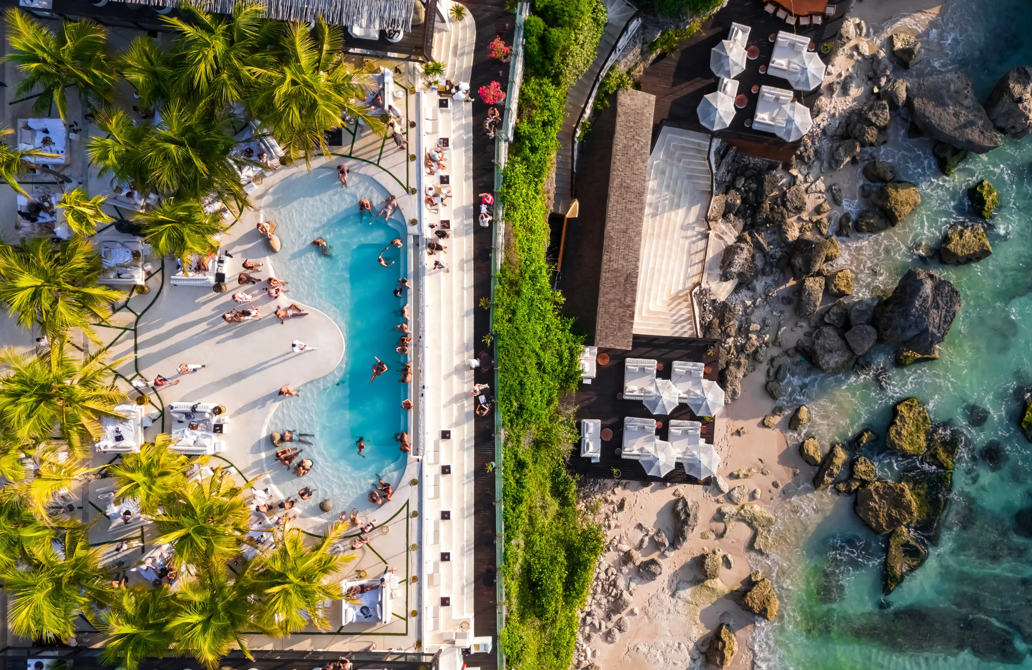 Hedonism Lounge at El Kabron Bali